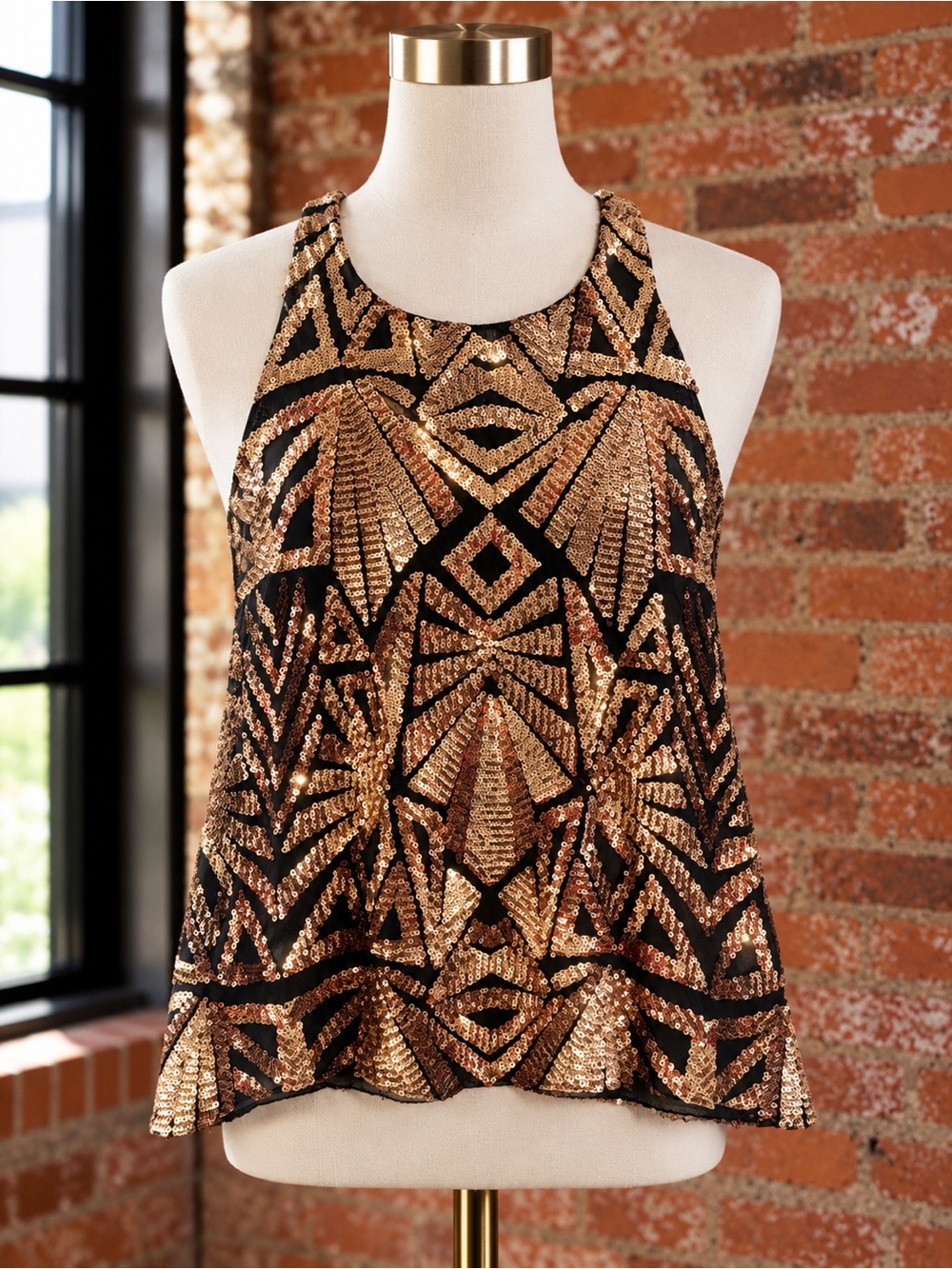 Beau Tissu Black & Gold Geometric Sequin Top XSmall
